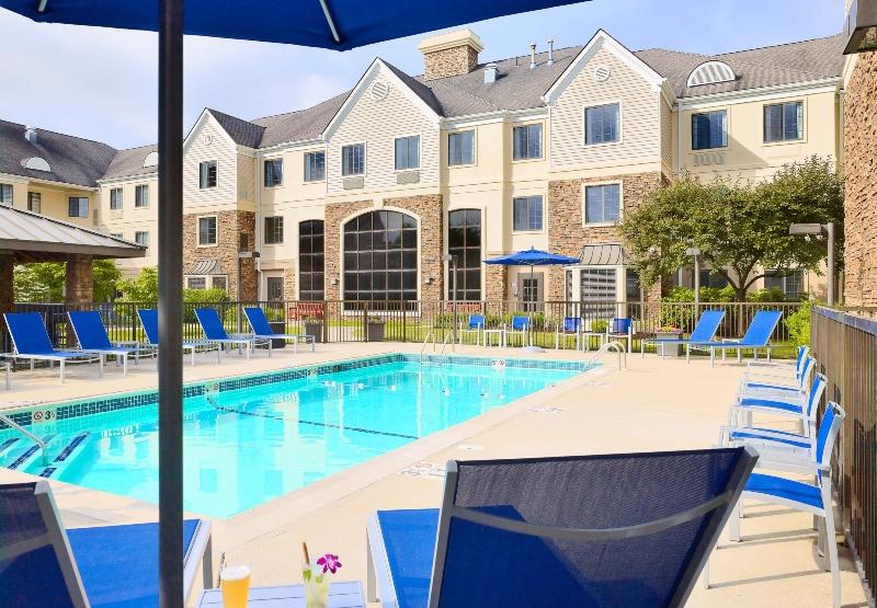 Popular Hotel Near Carowinds 