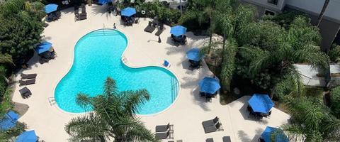 Hotel Features & Amenities